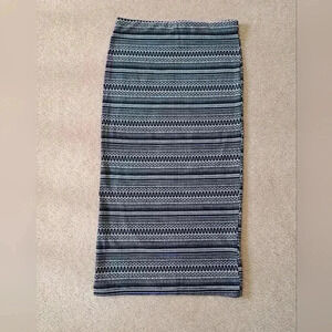 ❤️ Black and White Pencil Knit Skirt H&M Divided